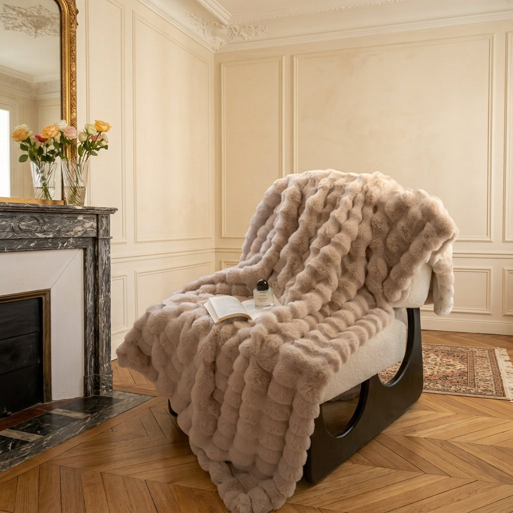 Plaid Fausse Fourrure Luxueux – Relief Bulle Douillet & Design Épuré